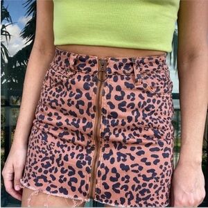 We The Free Leopard Cheetah Zipper Denim Jean Mini Skirt 25